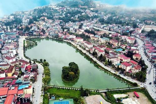 Sa Pa 'khoác lên mình bộ áo mới'