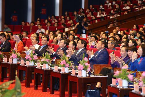 Thủ tướng Phạm Minh Chính dự Hội nghị Tuyên dương gương điển hình tiên tiến trong lĩnh vực văn hóa toàn quốc năm 2023