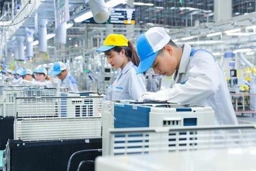 Việt Nam thu hút 18,15 tỷ USD vốn đầu tư nước ngoài