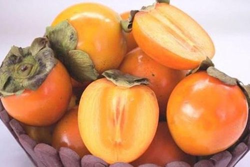 Những lưu ý khi ăn quả hồng