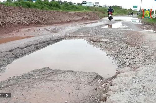 Sớm hoàn thiện hệ thống đường gom cao tốc Hà Nội-Bắc Ninh