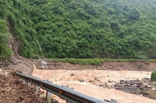 Tin nhanh cảnh báo lũ quét, sạt lở đất tại 3 tỉnh từ chiều 28/8