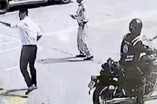 24 tài xế mô tô phân khối lớn đi vào cao tốc bị công an mời đến làm việc