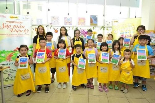 Thỏa sức chơi đùa với màu sắc cùng chuỗi workshop Akooland Studio