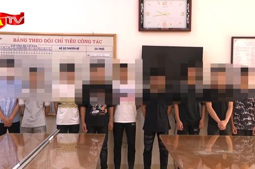 Góp tiền mua dao nhọn, tuýp sắt rủ nhau đi hỗn chiến
