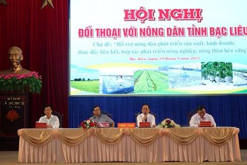 Chủ tịch UBND tỉnh Bạc Liêu đối thoại với nông dân