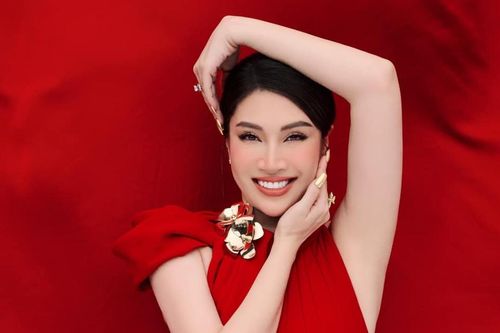 Pha Lê giữ quan điểm 'không bao giờ lấy người đi xe máy'