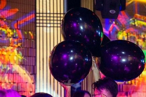 Giám sát việc kinh doanh, sử dụng khí nito oxit sử dụng trong 'bóng cười'