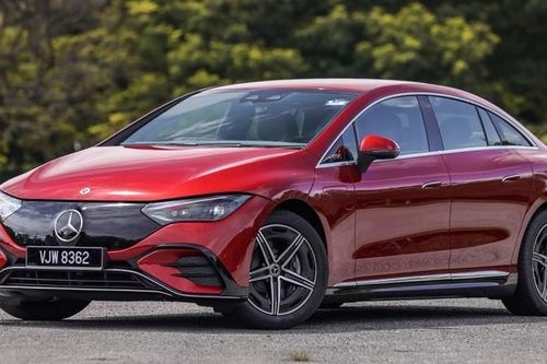 Cận cảnh xe điện Mercedes-Benz EQE350 vừa ra mắt tại Malaysia, giá gần 2,2 tỷ đồng