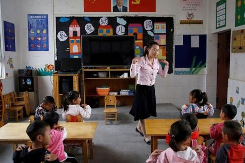 Trung Quốc muốn trường mầm non dễ tiếp cận hơn để tăng tỷ lệ sinh