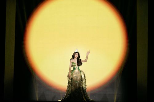 Màn final walk xúc động của Miss Grand Vietnam 2022
