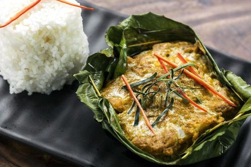 Đặc sản Campuchia lạ miệng, ngon nức tiếng, khách vừa ăn vừa mua làm quà