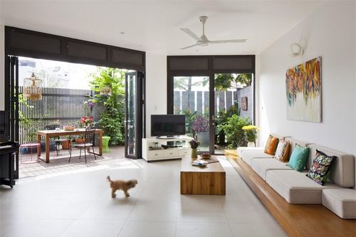 Những lưu ý về phong thủy khi thiết kế cửa hậu cho ngôi nhà