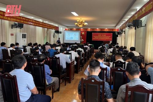 Triển khai công tác tiêm phòng vắc xin gia súc, gia cầm đợt 2 từ ngày 1-9