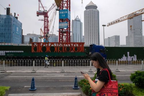 Trung Quốc 'cứu' tăng trưởng: Không có giải pháp nào dễ dàng