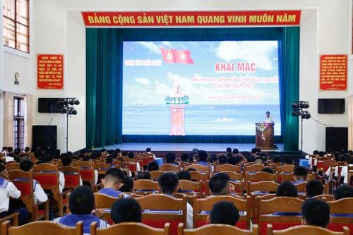 Trung tâm huấn luyện Vùng 4 Hải quân: Khai mạc hội thi giáo viên huấn luyện đào tạo giỏi