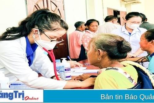 Tình nguyện trên đất bạn Lào