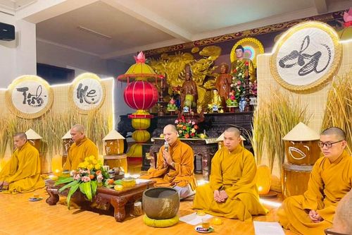 Khánh Hòa: Lễ Vu lan - Báo hiếu, dâng pháp y cúng dường tại các tự viện