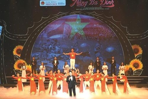 Chương trình nghệ thuật 'Nắng Ba Đình': Sâu lắng và ý nghĩa