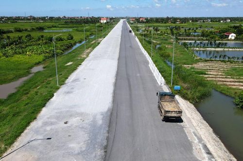 Chênh lệch lãi suất lên đến 6%, nguy cơ nhiều dự án PPP phải dừng hoạt động