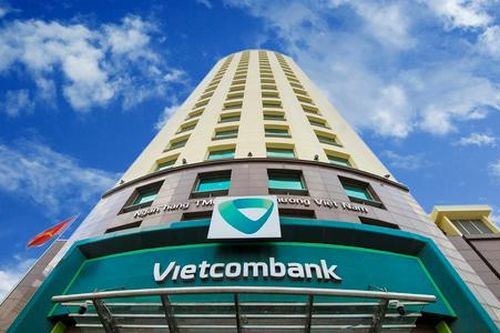 Vietcombank trở thành 'á quân' vốn điều lệ ngành ngân hàng