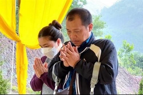 Thông tin mới về vụ gửi con chữa bệnh, nhận về hũ tro cốt