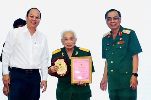 Cựu Chiến binh TPHCM thể hiện tinh thần chiến đấu cao trong phản bác quan điểm sai trái
