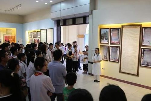 Đan Phượng: Sôi nổi cuộc thi hướng dẫn viên Nhà truyền thống lần thứ nhất