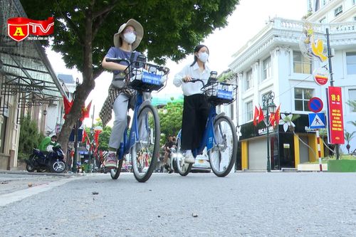 Trải nghiệm xe đạp công cộng lần đầu ở Hà Nội