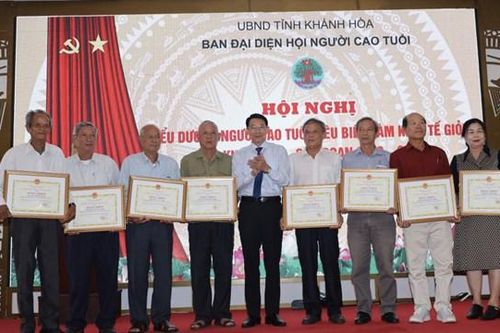 Khánh Hòa: Biểu dương người cao tuổi tiêu biểu làm kinh tế giỏi giai đoạn 2018-2023