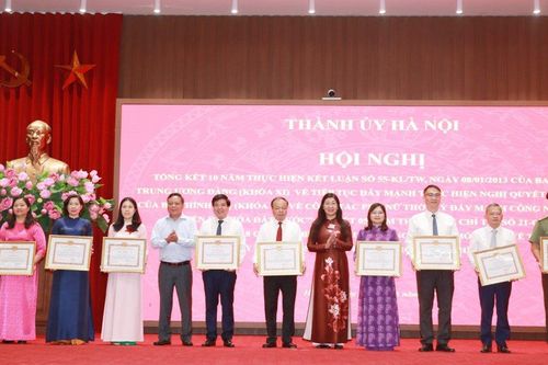 Thúc đẩy bình đẳng giới và sự phát triển toàn diện của phụ nữ Thủ đô