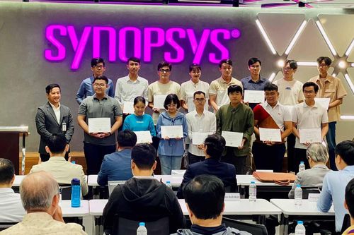 Cấp chứng nhận quốc tế về thiết kế vi mạch cho học viên xuất sắc