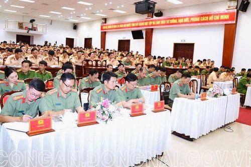 Đồng Nai xây dựng văn hóa ứng xử trong lực lượng Cảnh sát giao thông