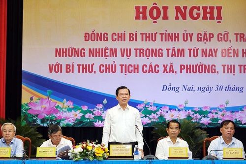 Bí thư Tỉnh ủy Đồng Nai gặp với bí thư, chủ tịch UBND cấp xã