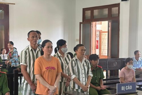 Lập công ty 'ma' để chiếm đoạt gần 22 tỷ đồng