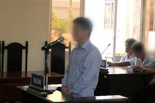 Tự xưng là thầy bói, lừa đảo chiếm đoạt 2,1 tỷ đồng