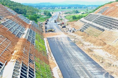 Thông xe 2 đoạn cao tốc Bắc - Nam, từ 1/9 có đường mới từ Hà Nội - Nghệ An