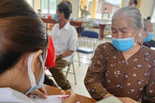 Tuổi thọ tăng nhưng người Việt phải sống nhiều năm với bệnh tật