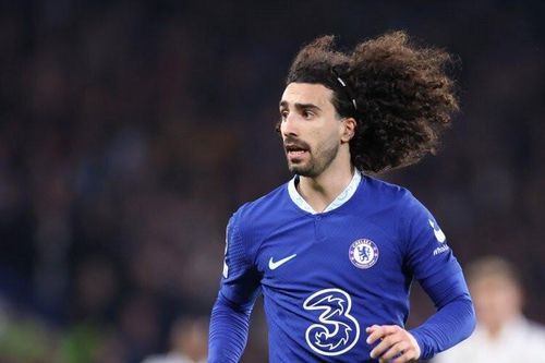Fan MU choáng với số tiền mượn Marc Cucurella