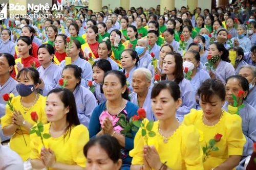 Lễ Vu lan báo hiếu: Một tín ngưỡng văn hóa đẹp của người Việt