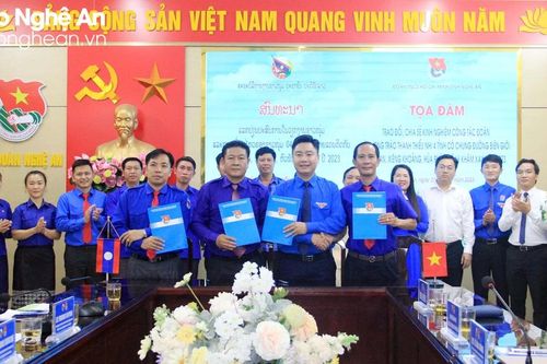 Không ngừng vun đắp mối quan hệ đoàn kết hữu nghị giữa hai dân tộc Việt Nam- Lào