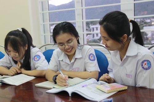 Khánh Hòa: Trên 700 tỷ đồng chuẩn bị cơ sở vật chất, thiết bị dạy học