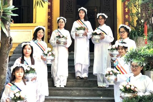 Vu Lan là lễ hội của tình thương