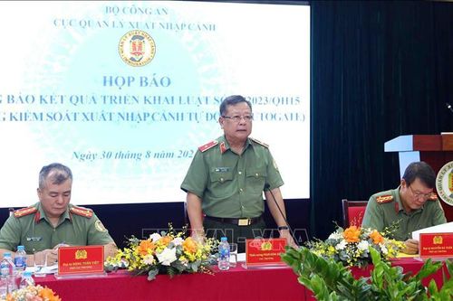 Phản hồi tích cực trước chính sách mới về thị thực của Việt Nam