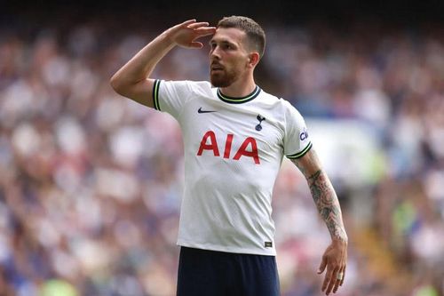 Man Utd tiếp cận với 'máy quét' Hojbjerg