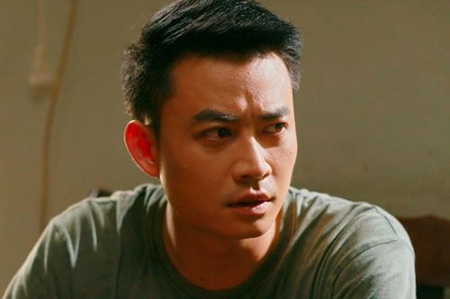 Làng Trong Phố tập 23: Chị Lệ 'hiện nguyên hình', ủ mưu làm hại em gái Hùng?