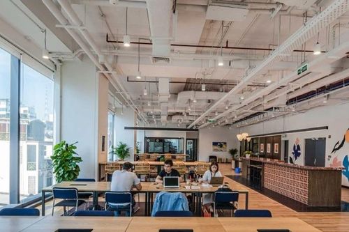 Không gian làm việc chung ở TP.HCM: nguồn cung tăng vọt, giá chào thuê giảm tới 34%