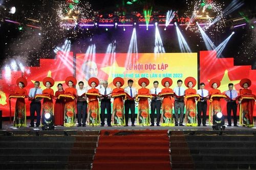 Nhiều sự kiện đặc sắc tại Lễ hội Độc lập TP Sa Đéc lần thứ II