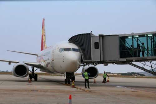Cảng Hàng không quốc tế Cam Ranh: Dự kiến có 564 chuyến bay dịp lễ Quốc khánh 2-9