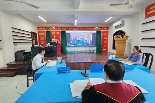 TAND huyện Bình Chánh họp trực tuyến xét yêu cầu xác nhận cha cho con